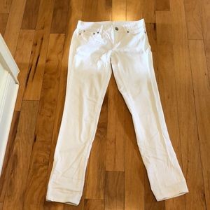 United color of Benetton white jeans
